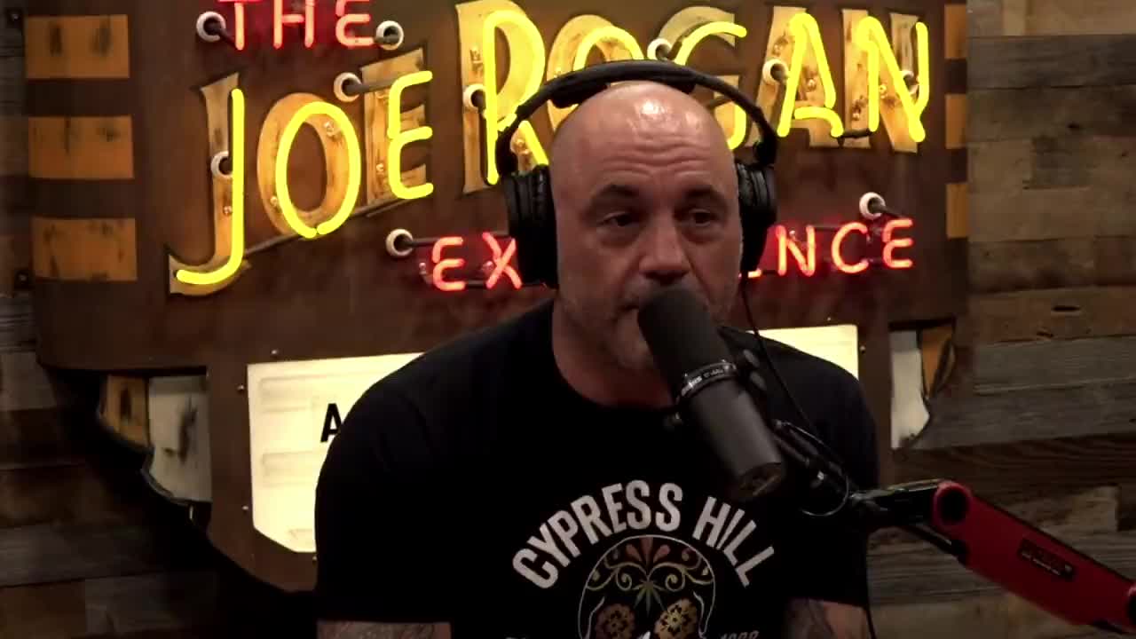 Joe Rogan Brings Fact, EMBARRASSES CNN Medical Correspondent Over Vaccines For Kids