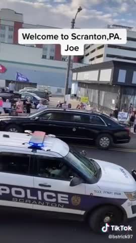 People shout "F*ck Joe Biden" as Biden's motorcade passes through Scranton, PA